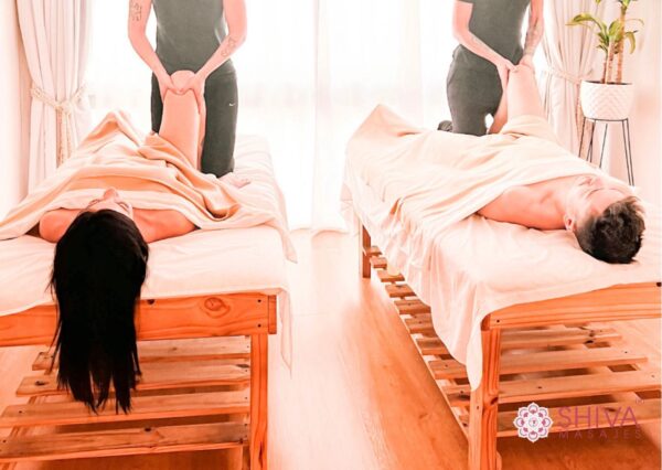 MASSAGE FOR COUPLES